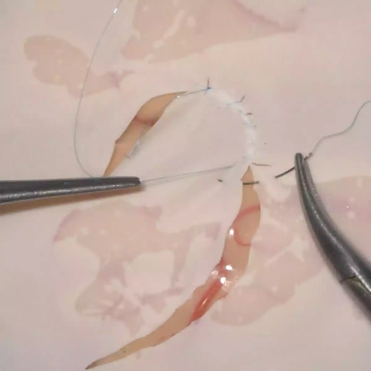UpSurgeOn Mycro Trainingssystem für mikrovaskuläre Anastomosen & Mikronähte