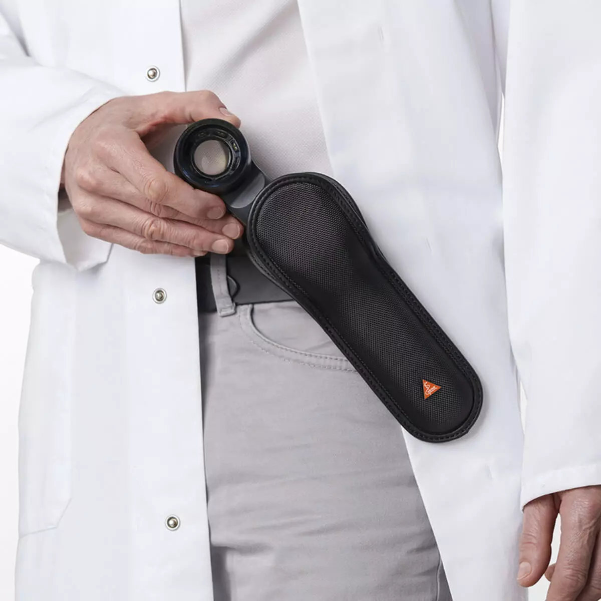 HEINE Optotechnik HEINE Gürteltasche für DELTA-Dermatoskope HEINE Optotechnik HEINE Gürteltasche für DELTA-Dermatoskope