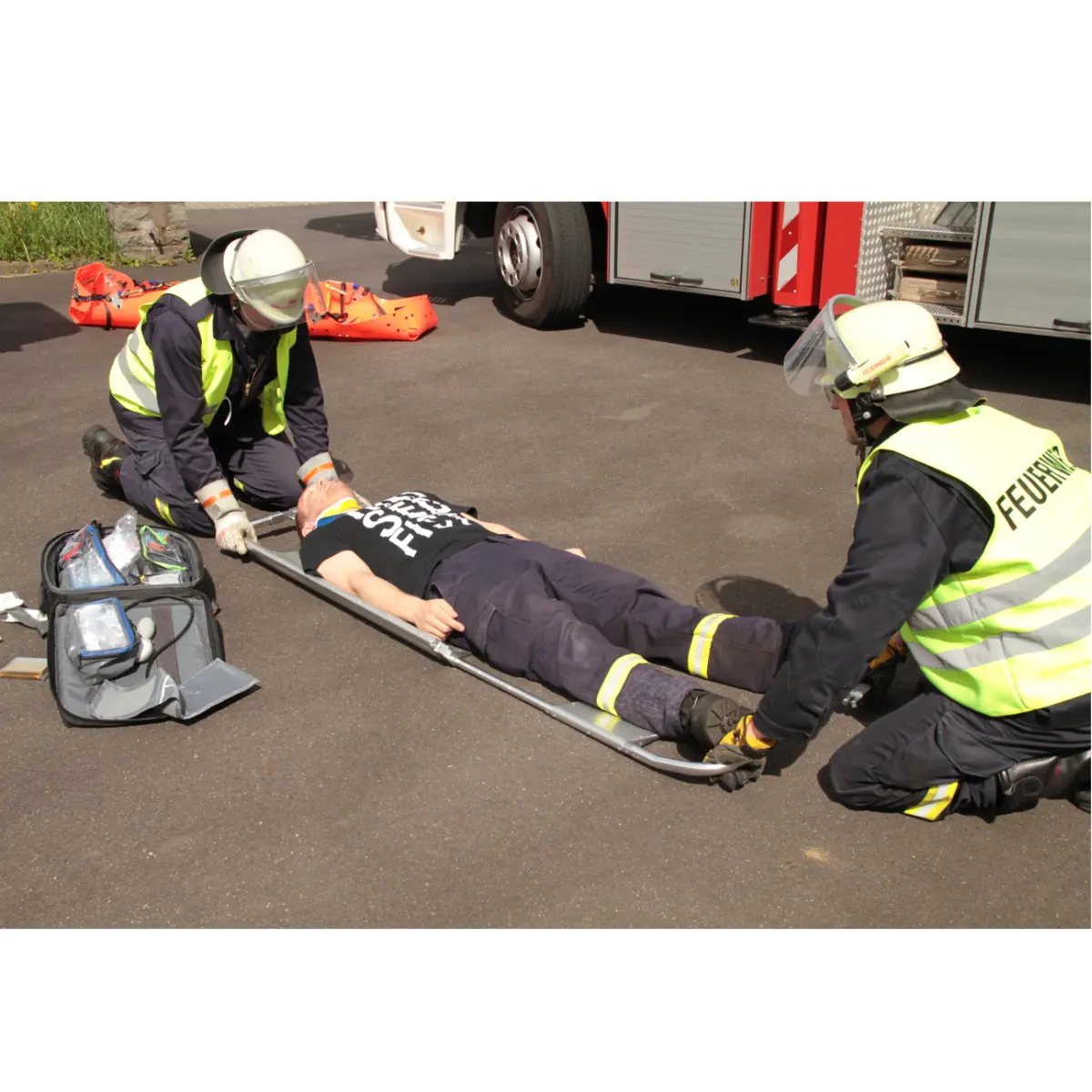 ultraMedic ultraSCOOP Stretcher ultraMedic ultraSCOOP Stretcher