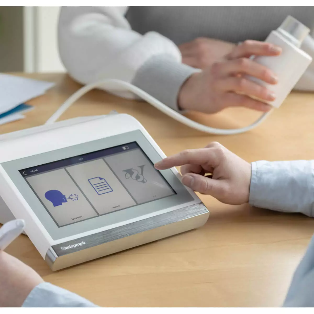 Vitalograph ALPHA Connect All-in-One Spirometer